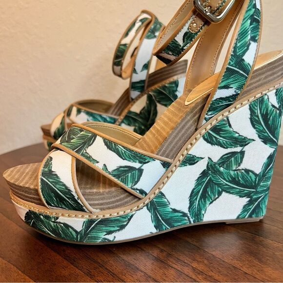 Gianni Bini platform wedge sandals🌴Lusia floral palm print 🌴 7.5 - Picture 3 of 9